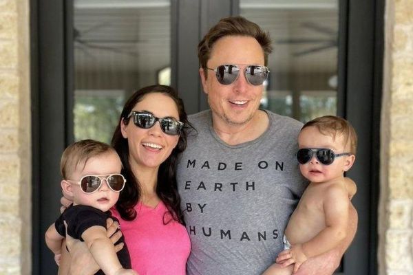 12 người con của tỷ phú Elon Musk