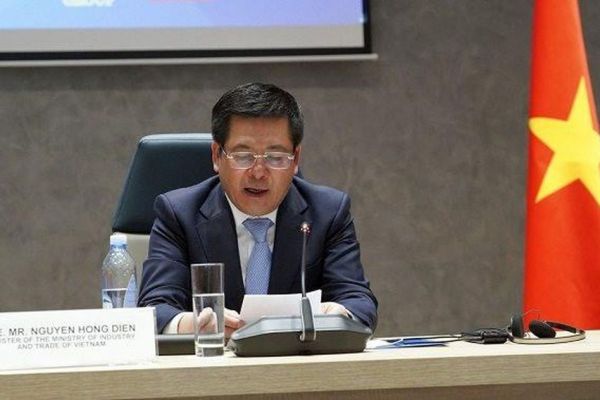 Bộ trưởng Công Thương mời doanh nghiệp Kazakhstan đến Việt Nam đầu tư