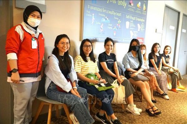 Hội Hữu nghị Malaysia - Việt Nam chăm lo sức khỏe cho bà con kiều bào