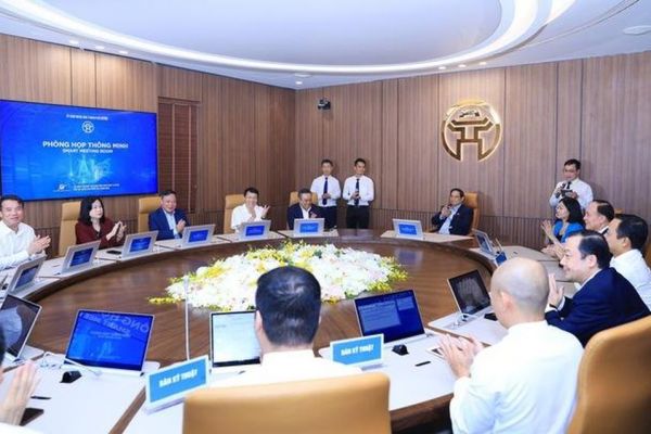 Thủ tướng: Hi vọng Hà Nội đi tiên phong trong chuyển đổi số quốc gia
