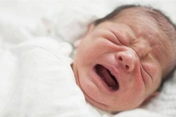 Tiếng khóc quan trọng như thế nào đối với trẻ sơ sinh và trẻ nhỏ? Tiếng khóc rất cần thiết cho sự phát triển đầu đời của trẻ, cha mẹ nên biết!