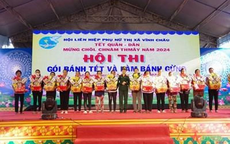 Sóc Trăng: Tặng quà cán bộ hội viên người dân tộc Khmer dân dịp Tết Chol Chnam Thmay