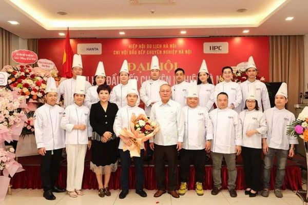 Đầu bếp Hà Hải Đoàn được bầu là Chủ tịch Hội Đầu bếp chuyên nghiệp Hà Nội