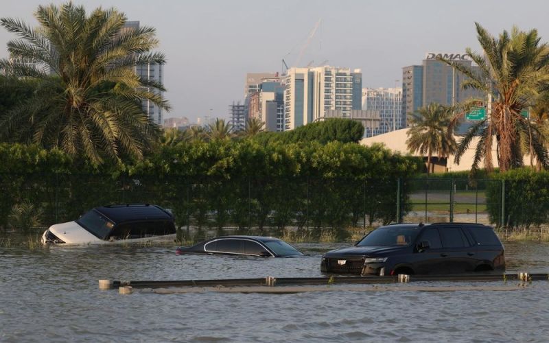 Dubai chìm trong lũ lụt chỉ là bề nổi của khủng hoảng khí hậu ở châu Á