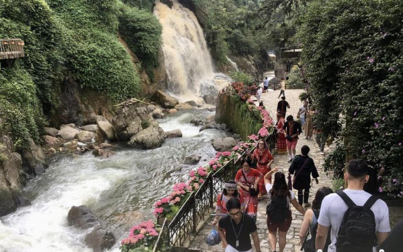 Lào Cai: Nhiều hoạt động hấp dẫn 'Lễ hội mùa hè - Sa Pa xứ sở của tình yêu 2024'