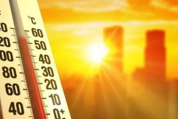 Những tình trạng sức khỏe nguy hiểm liên quan đến nắng nóng
