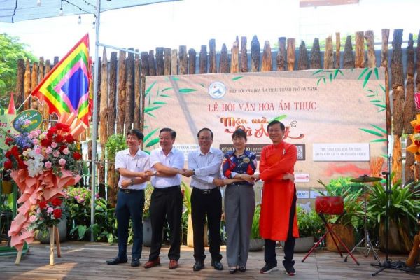 Phát triển ẩm thực thành sản phẩm du lịch đặc sắc của TP Đà Nẵng