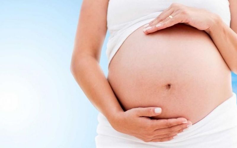Phụ nữ suy buồng trứng làm thế nào để nhanh có thai?