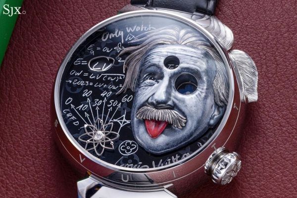 Thiên tài Albert Einstein trên đồng hồ gần nửa triệu USD