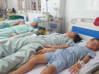 Từ vụ gần 500 người ngộ độc bánh mì ở Đồng Nai: BS dinh dưỡng cảnh báo 1 thứ trên mâm cơm người Việt rất dễ nhiễm khuẩn mùa nắng nóng